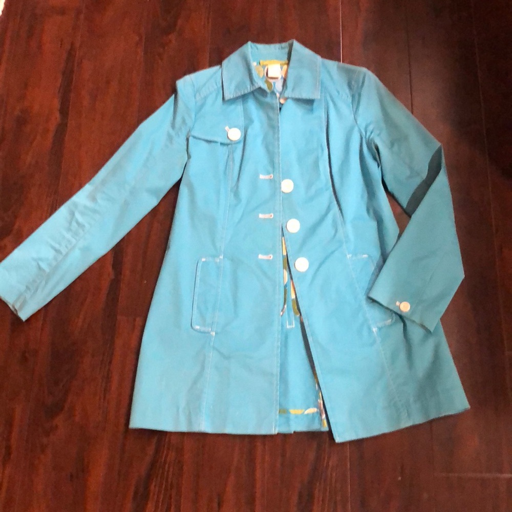 Trendy rain coat